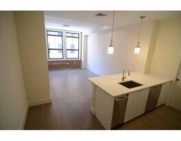 Building Photo - 121 Portland St