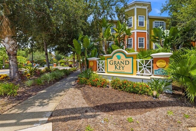 Building Photo - 4207 S Dale Mabry Hwy