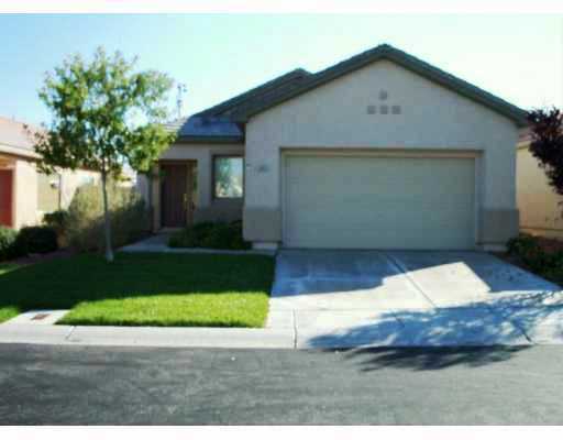 Primary Photo - Wonderful Summerlin single story with gras...