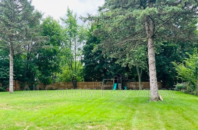 Building Photo - 1925 W Schaumburg Rd