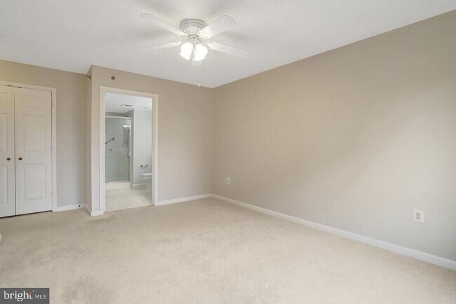 Building Photo - 2151 Jamieson Ave