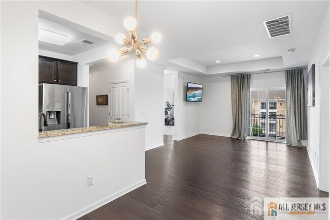 Building Photo - 745 Strassle Wy