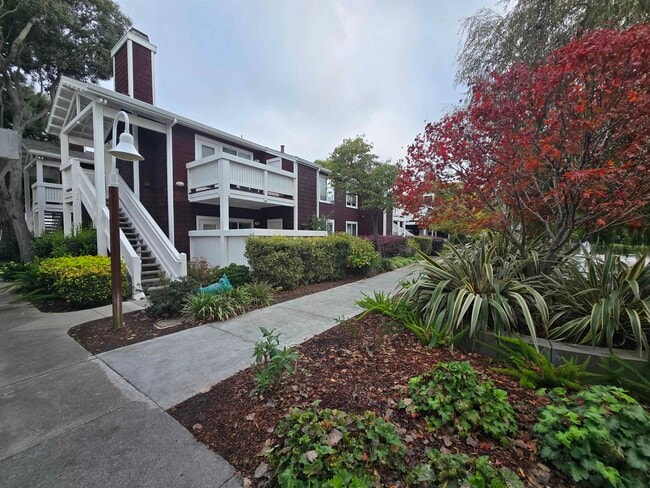 Building Photo - 161 Marina Lakes Dr