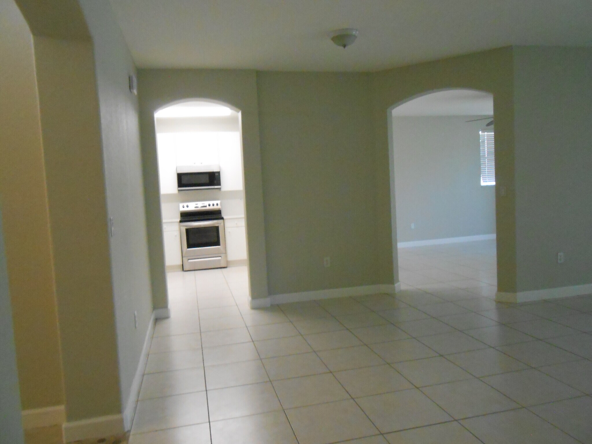 Building Photo - 12301 SW 124th Ter