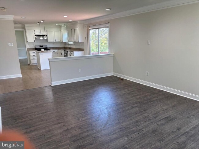 Building Photo - 34 Ironwood Dr