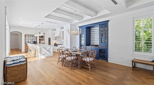 Building Photo - 844 8th St S