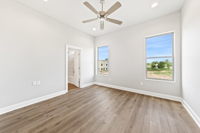 Building Photo - 208 Spoonbill Dr