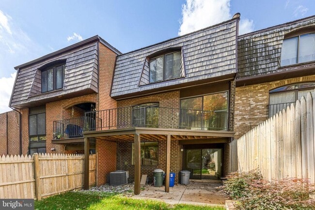 Building Photo - 4923 Casimir St