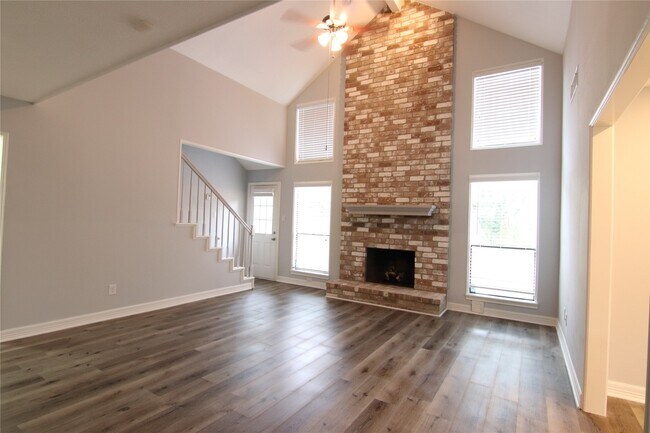 Building Photo - 12511 Ella Lee Ln