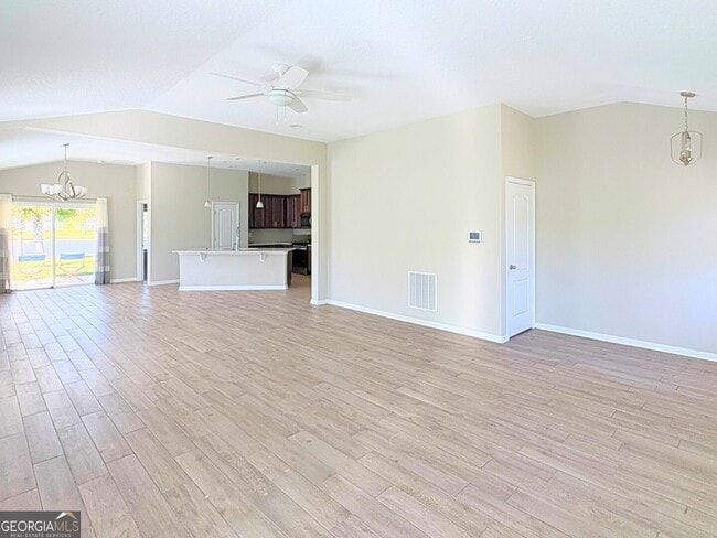 Building Photo - 312 Chinquapin Dr