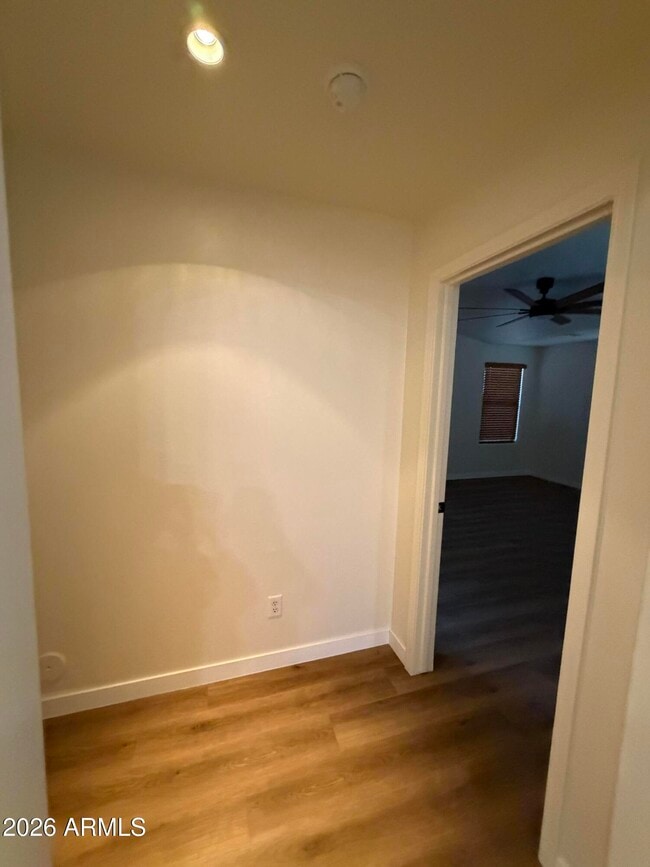 Building Photo - 46058 W Tulip Ln