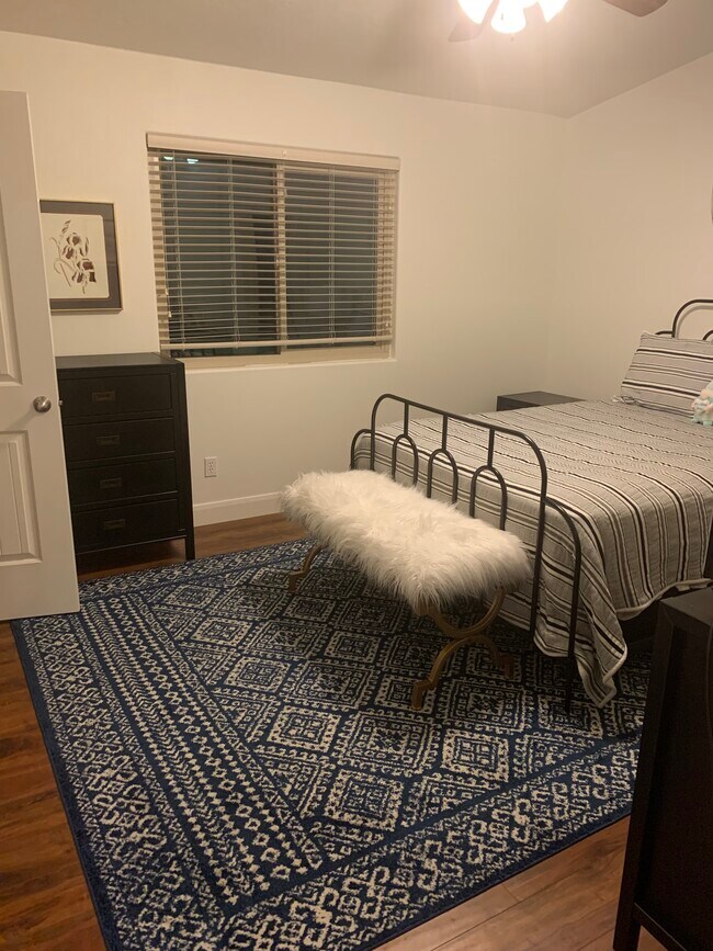 Master Bedroom - 717 Hafen Ln