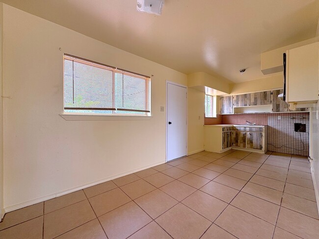 Building Photo - Northeast El Paso 3bed/2Bath