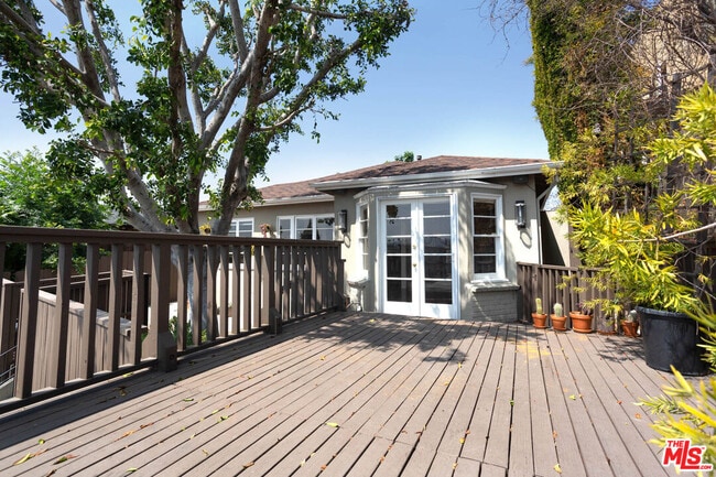 Building Photo - 1337 Westerly Terrace