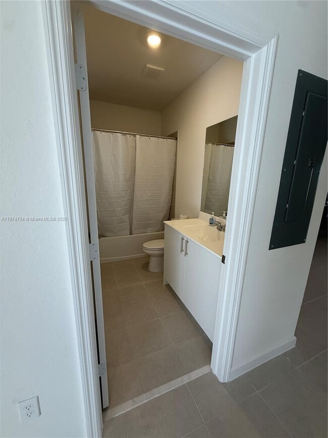 Building Photo - 35630 SW 178th Ct