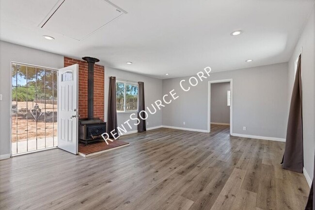 Building Photo - 4535 W Ave M10