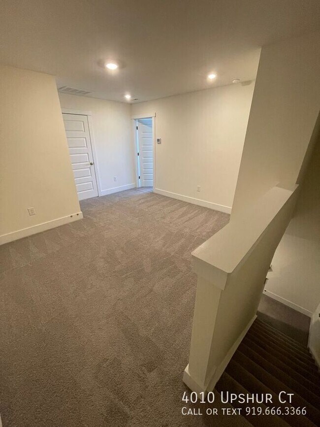 Building Photo - 4010 Upshur Ct