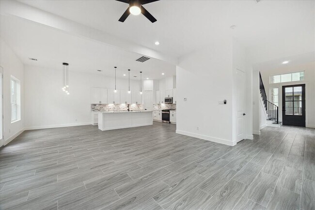 Building Photo - 10935 Brookeshire Chase Ln