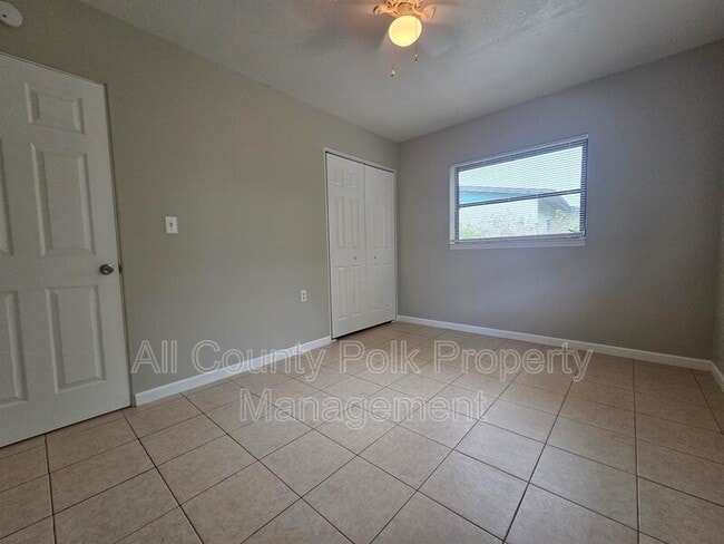 Building Photo - 2802 Geoffrey Dr