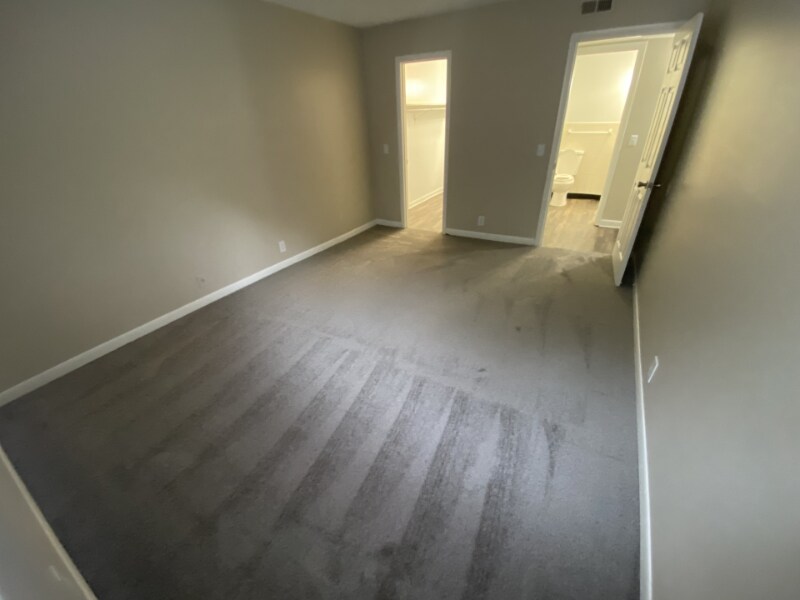Building Photo - 1005 Hickory Hill Ln