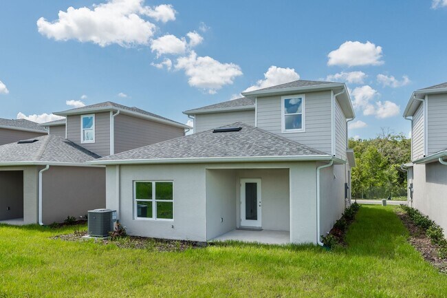 Building Photo - 5359 Vista Lago Dr