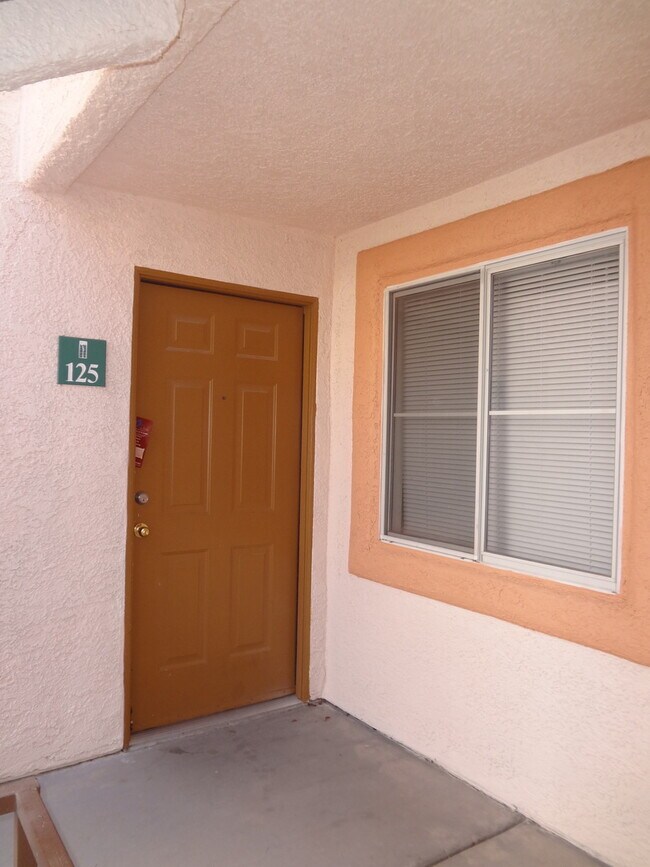 Primary Photo - 2 BEDROOM 2 BATHROOM LOCATED IN GATED COMM...