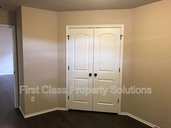 Building Photo - 19816 Serenade Way