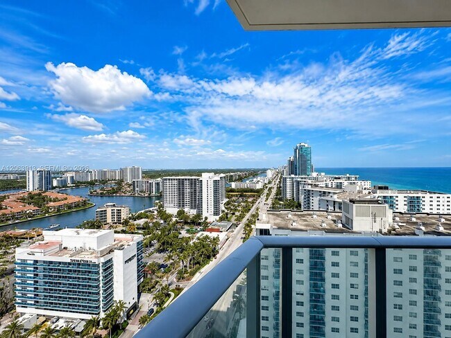 Building Photo - 4111 S Ocean Dr