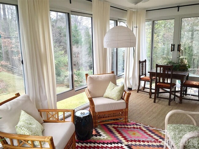 Building Photo - 3922 Fellsway Rd