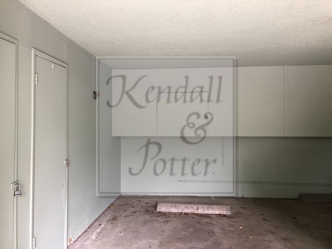 Building Photo - 2BD/1BA Condo in New Brighton Neighborhood