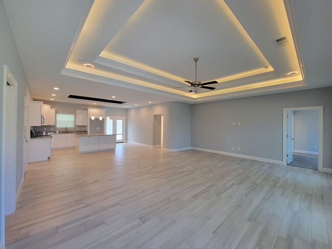 Building Photo - 1628 Ponderosa Dr