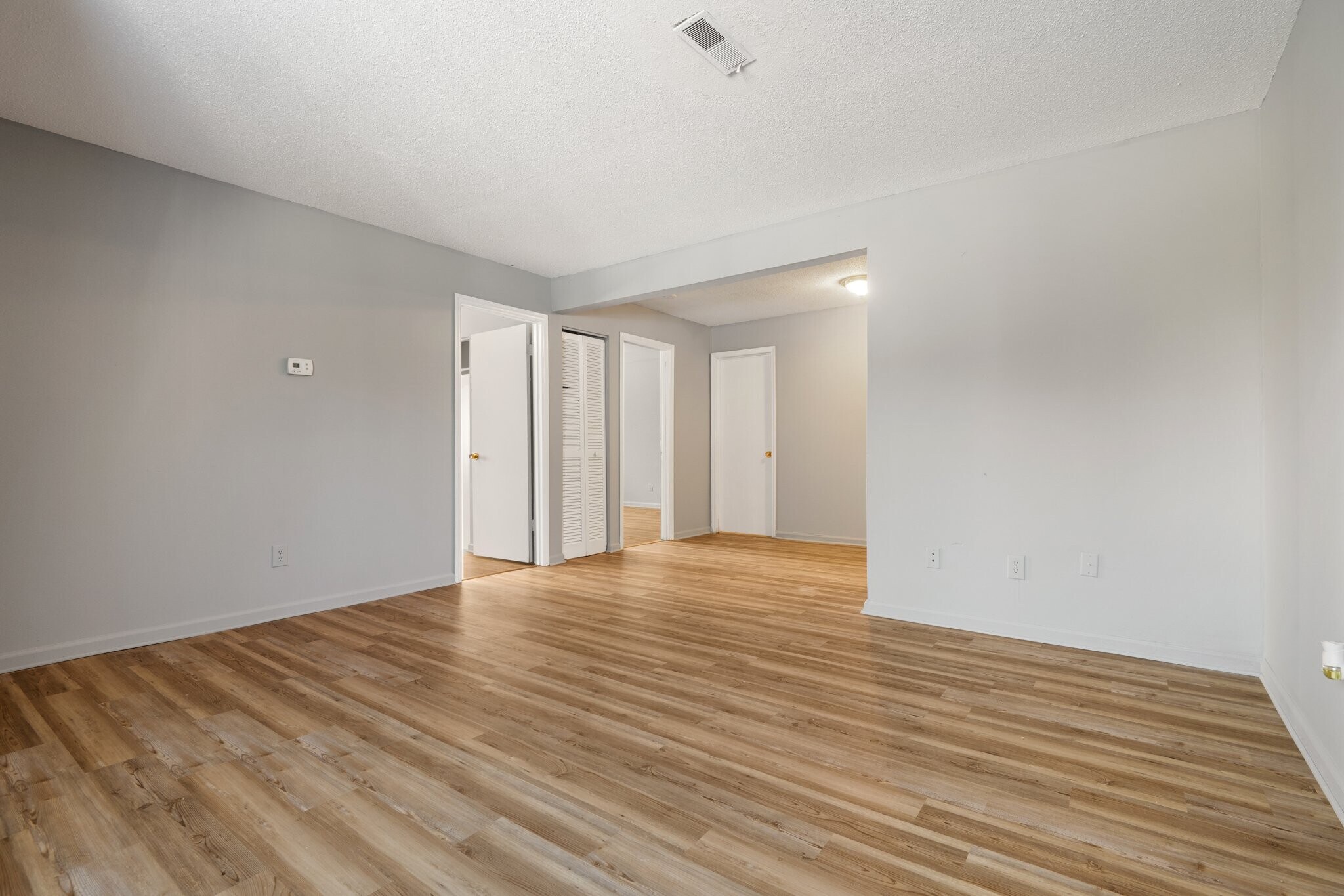 Building Photo - 511 Poplar St