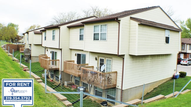 Building Photo - $1,300 | 2 Bedroom, 2.5 Bathroom House | Pet Friendly* | Available for July 1st, 2026 Move In!