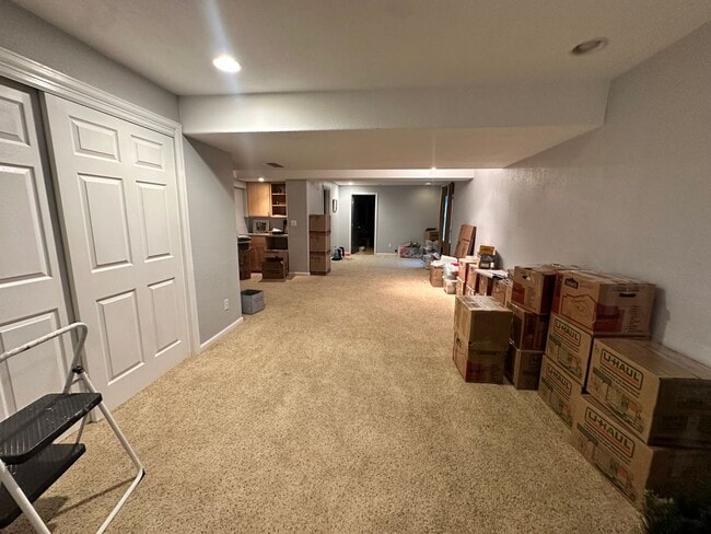 Building Photo - 3 Bedroom 3 Bath - Arapahoe Ridge Erie!