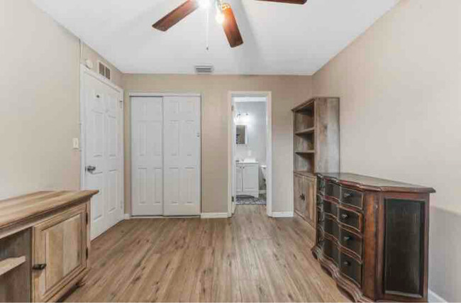 Primary Photo - 1742 31st Ave N