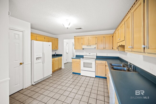 Building Photo - 2776 Santa Rosa Cir