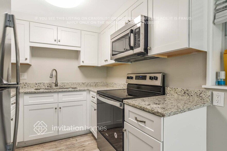 Building Photo - 610 S Boundary Ave