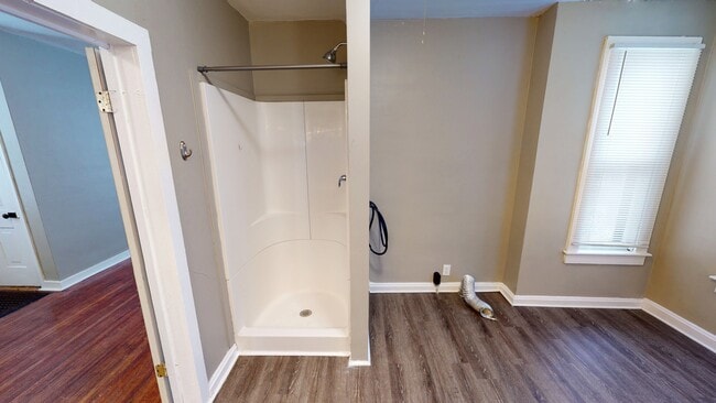 Building Photo - 117 E Morgan St