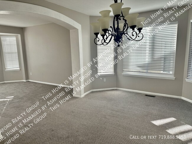 Building Photo - 1266 Mt Estes Dr