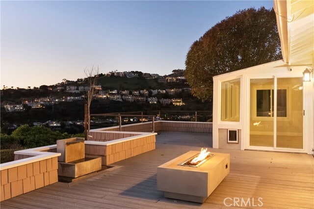 Building Photo - 703 Calle Brisa