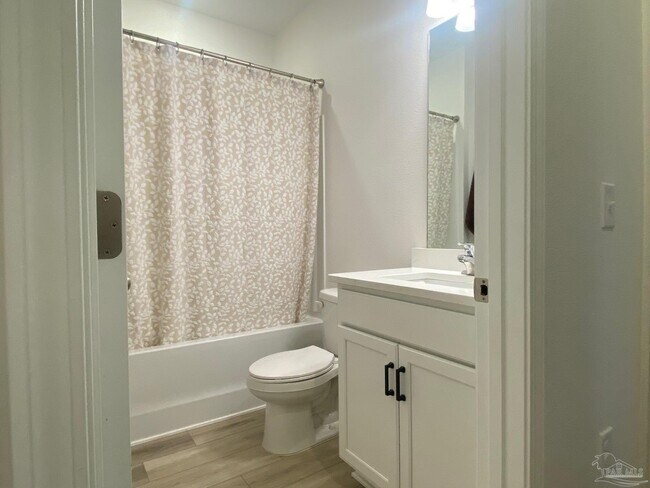 Building Photo - 9668 Sagewood Dr