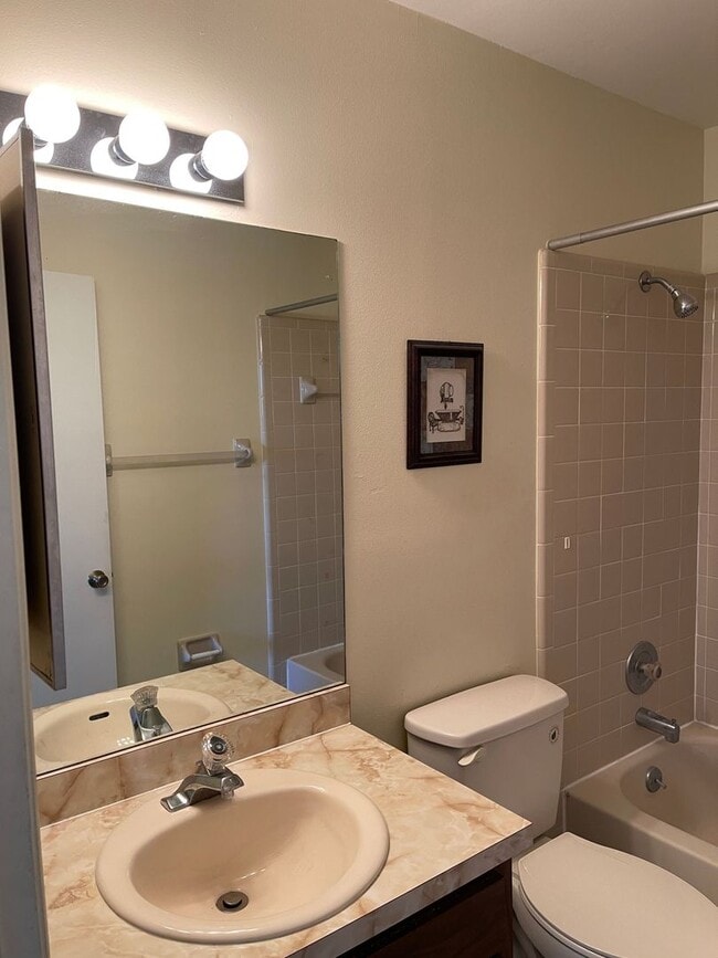 Building Photo - Spanish-Style 3 Bedroom, 2.5 Bath Mediterr...