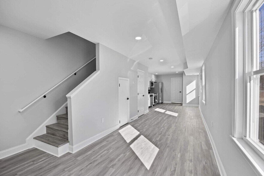 Building Photo - 2507 Sycamore Ave