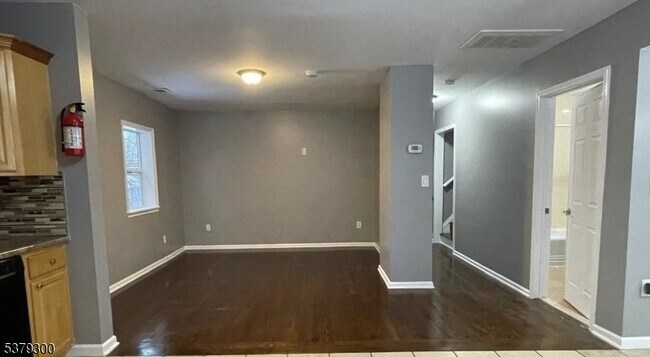 Building Photo - 623 Galloping Hill Rd