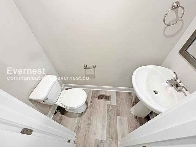 Building Photo - 1276 Cardinal Crk Dr