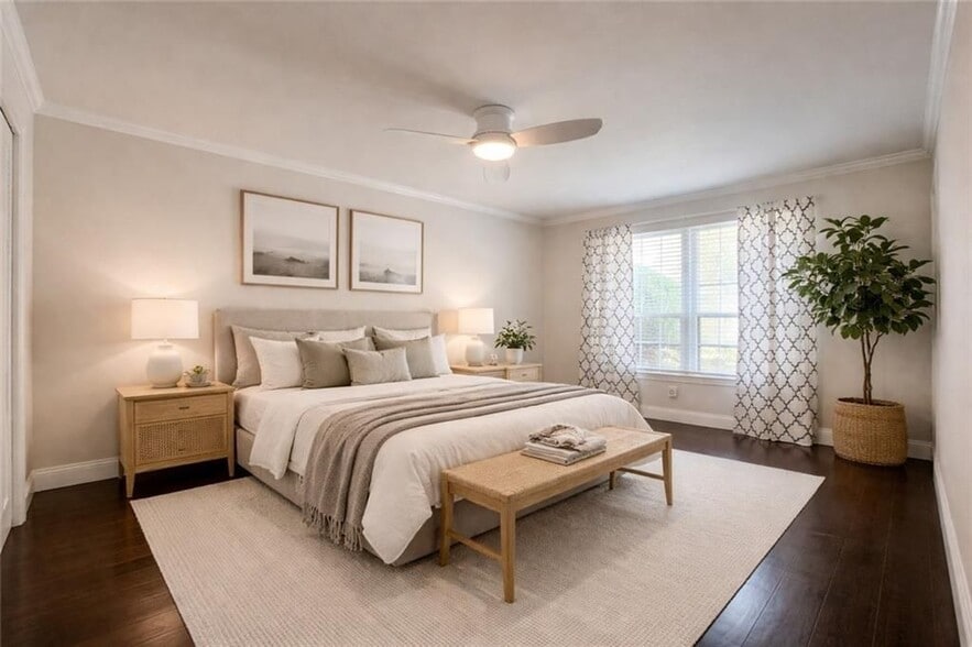 Building Photo - 138 Woodmere Square NW