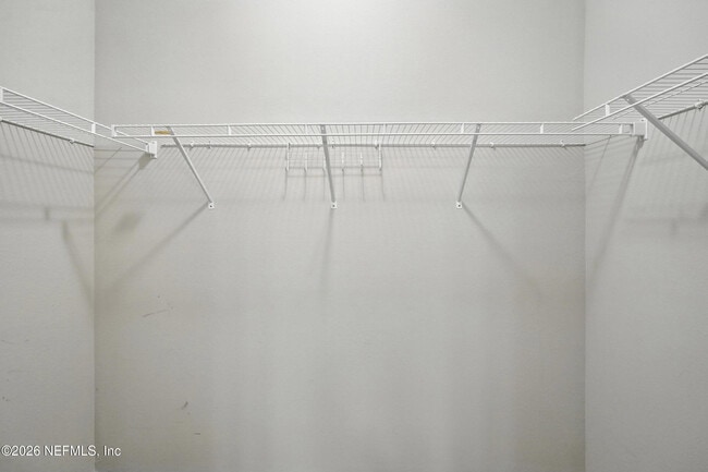 Building Photo - 698 Cherry Elm Dr