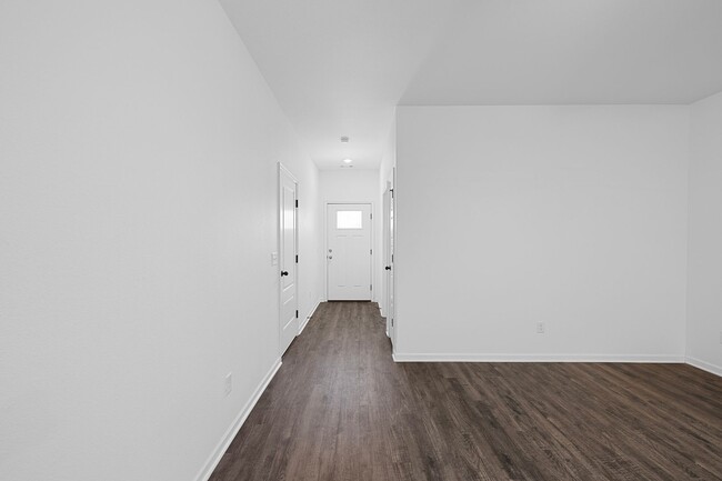 Building Photo - New Townhome For Only $1,399!