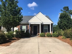 Building Photo - 200 Sunview Dr