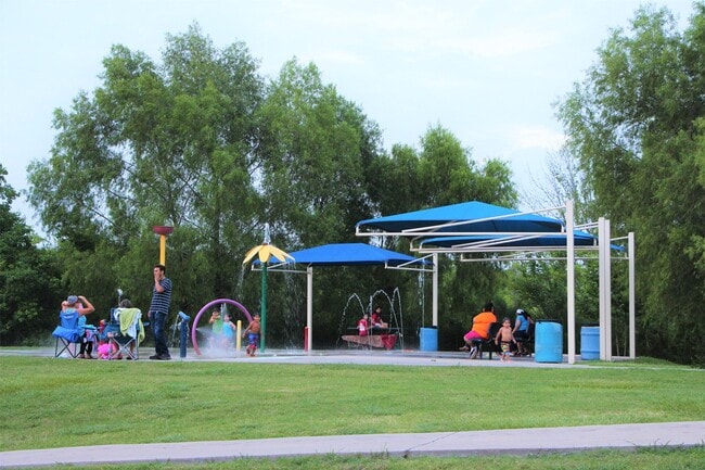 Building Photo - 3505 Barrington Ct